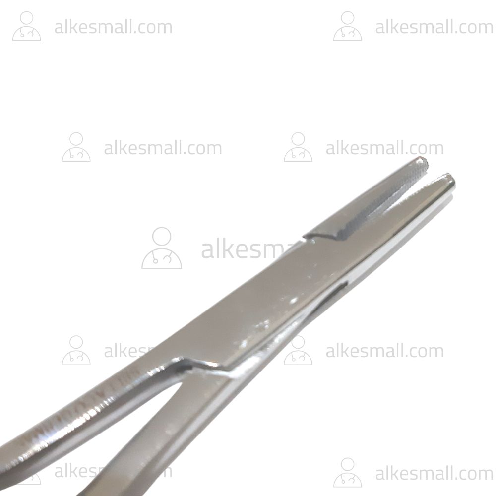 Needle Holder Mayo 18cm Sellaco